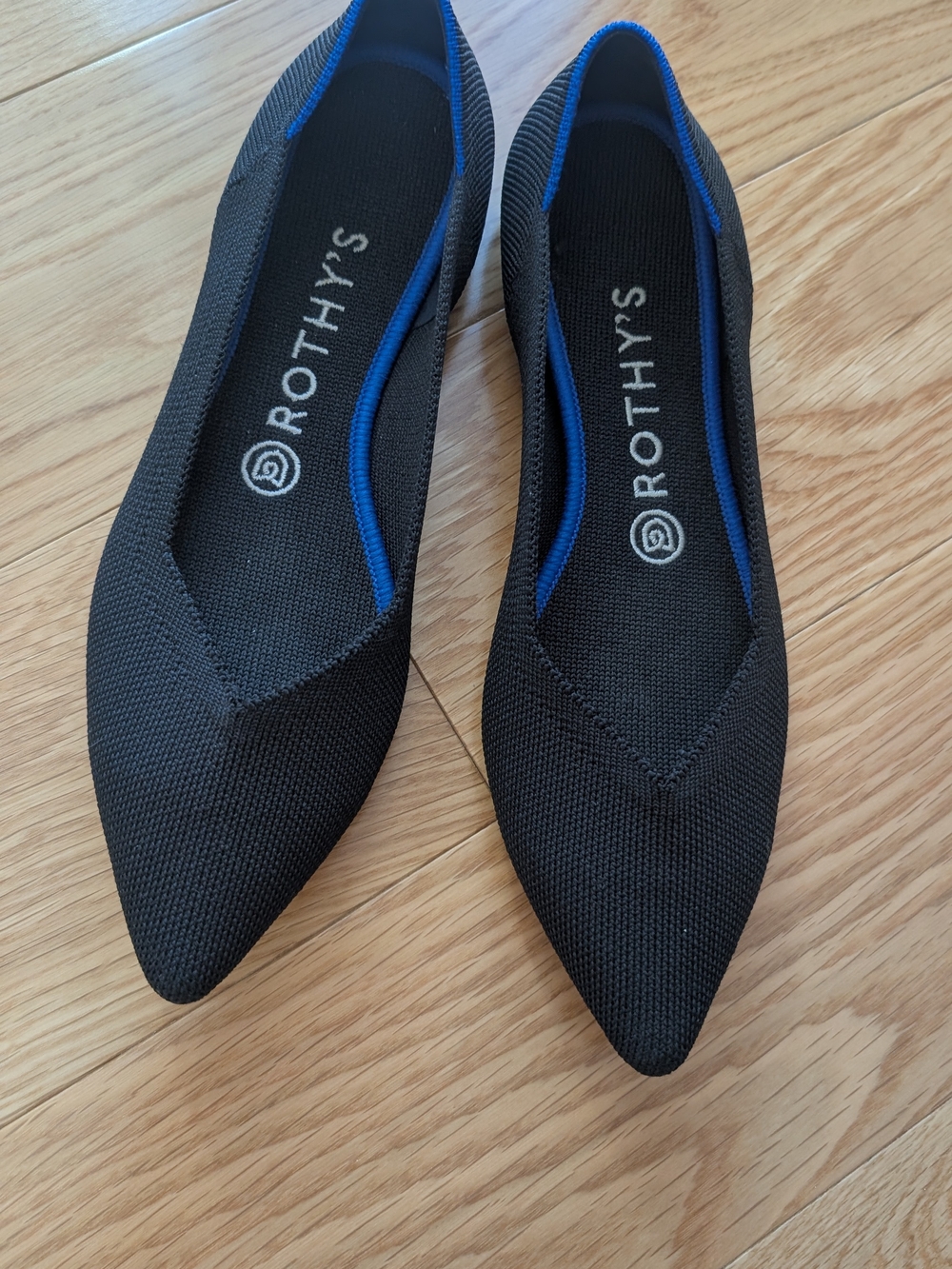 Rothy's Black Pointed Knit Flats with Blue Trim